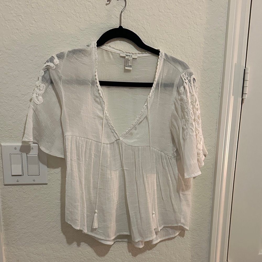 Forever 21 White Crochet Sleeve Blouse